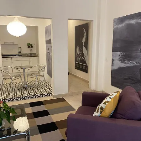 Comfortable One Bedroom Apartment 10 Minutes Away From City Center
